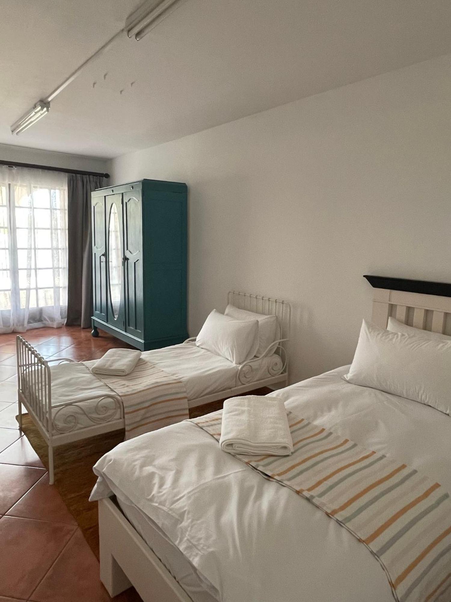 City Comfort Self Catering Виндхук Экстерьер фото